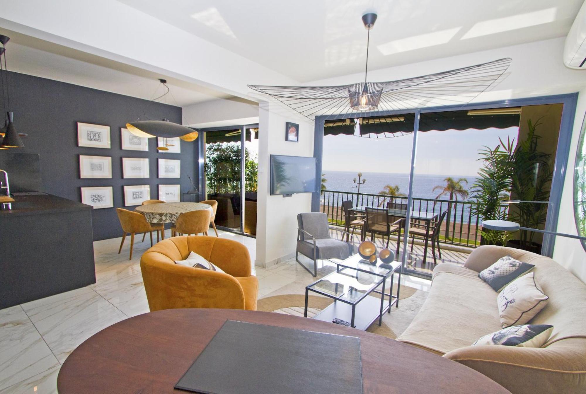 Leilighet Luxury Flat Beachfront